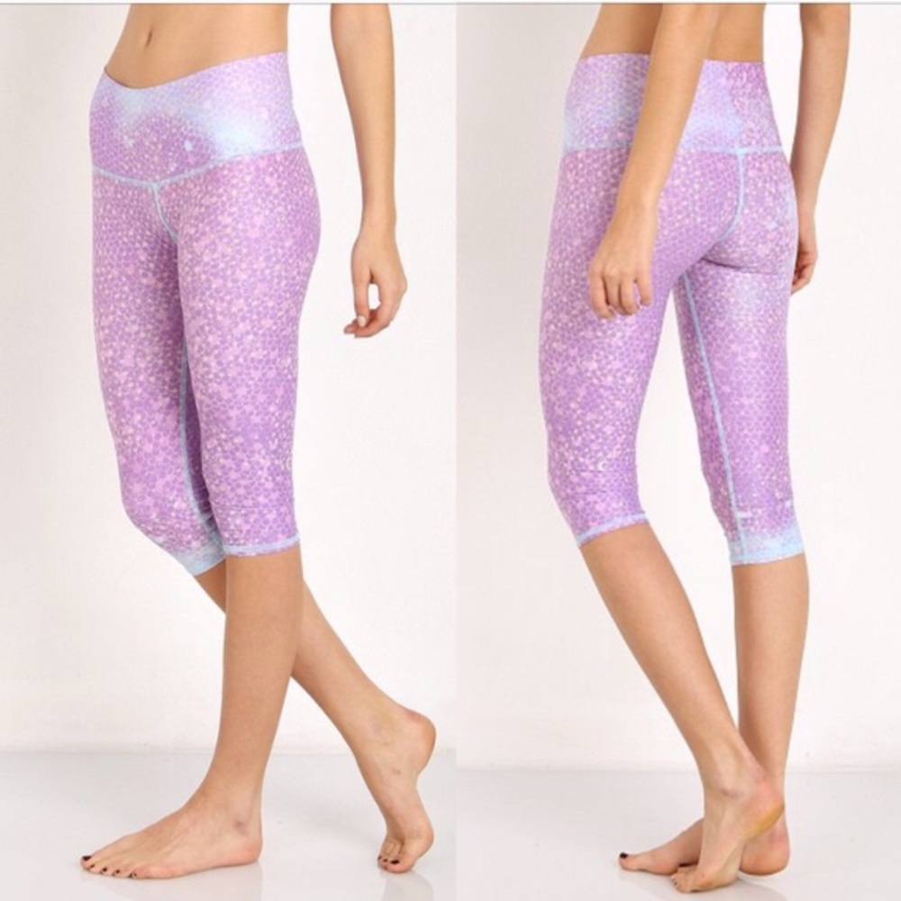 New Teeki mermaid fairy queen capris NWT